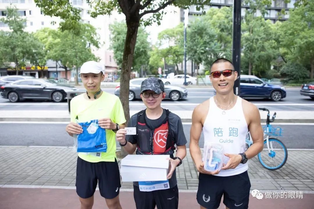 “挑战100”第一季100秒深蹲男子组颁奖照"Challenge 100" 100s Full Squat Challenge - Men's Division Awards 